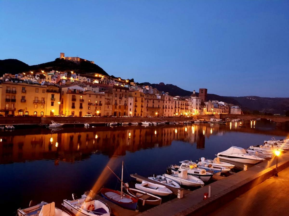 The House On The River Bosa Exterior foto